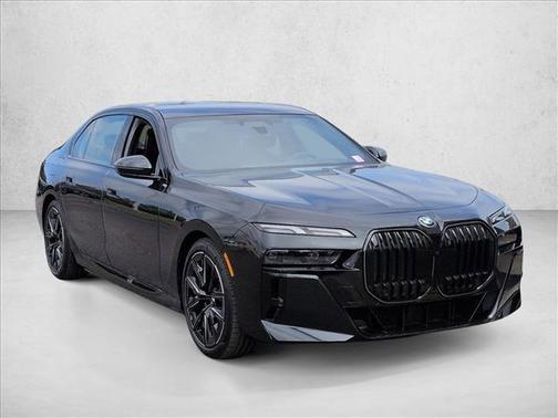 Black Sapphire Metallic 2026 BMW i7 EDrive50