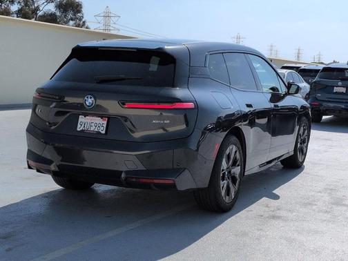Dark Graphite Metallic 2024 BMW iX xDrive50