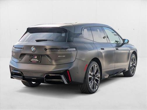 2026 BMW iX xDrive60