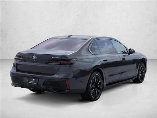 Gray Metallic 2023 BMW i7 xDrive60