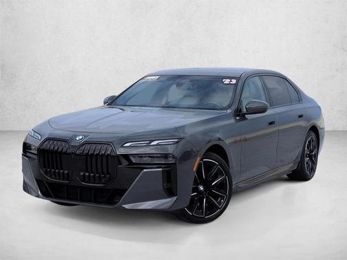 Gray Metallic 2023 BMW i7 xDrive60