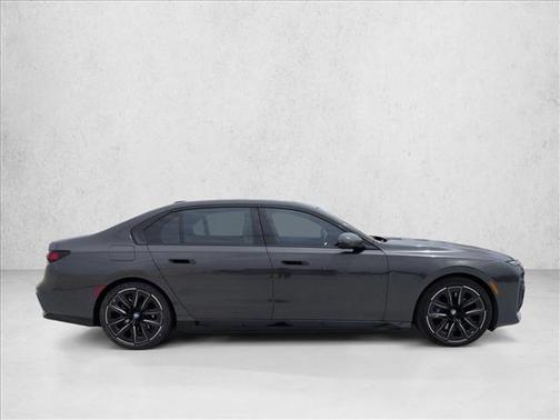 Gray Metallic 2023 BMW i7 xDrive60