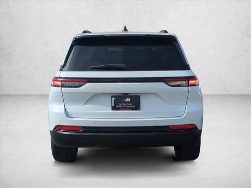 2022 Jeep Grand Cherokee Altitude