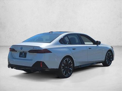 2025 BMW i5 M60