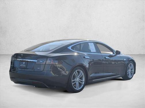 2015 Tesla Model S 90D