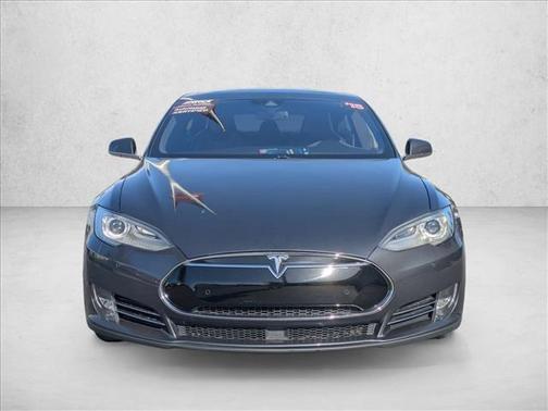 2015 Tesla Model S 90D