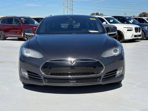 2015 Tesla Model S 90D
