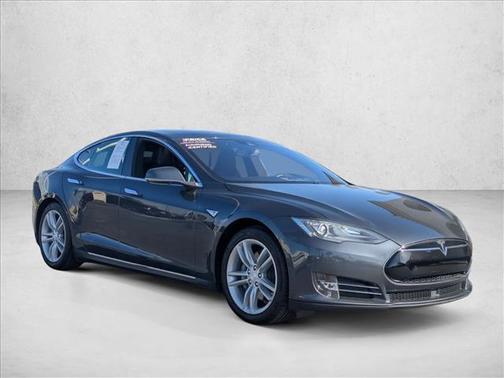 2015 Tesla Model S 90D