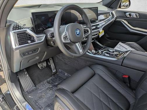 Black Sapphire Metallic 2026 BMW X5 PHEV xDrive50e