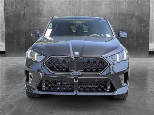 2025 BMW X2 xDrive28i