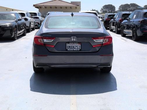 Lunar Silver Metallic 2019 Honda Accord LX