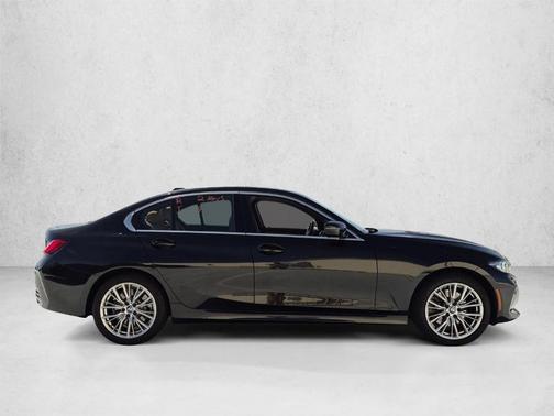 Black Sapphire Metallic 2024 BMW 330 i