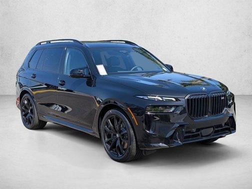 Black Sapphire Metallic 2026 BMW X7 M60i