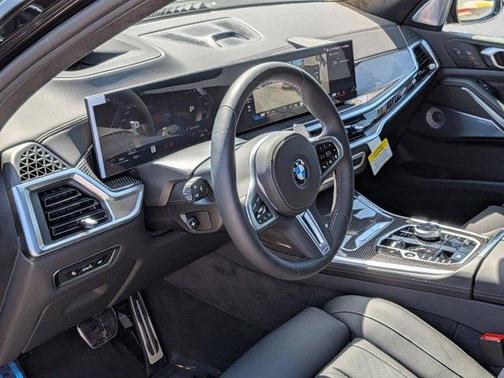 Black Sapphire Metallic 2026 BMW X7 M60i