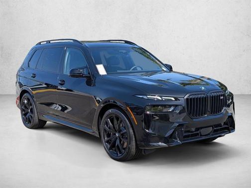 Black Sapphire Metallic 2026 BMW X7 M60i