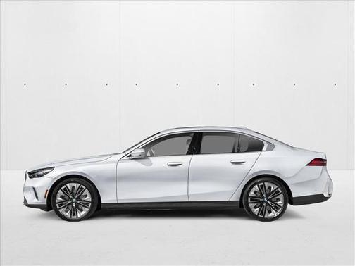 Mineral White Metallic 2027 BMW 540 i xDrive