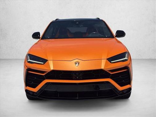 Arancio Borealis Pearl 2021 Lamborghini Urus Pearl Capsule