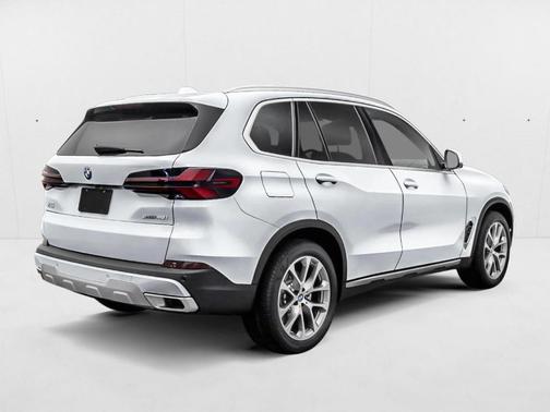 Oxford Green Metallic 2026 BMW X5 M60i
