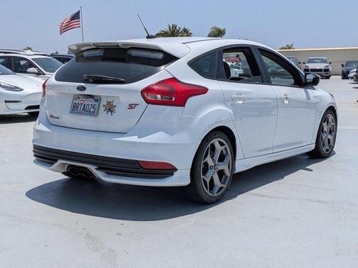 2017 Ford Focus ST Base