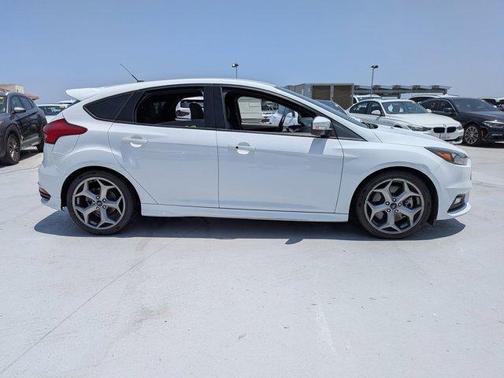 2017 Ford Focus ST Base