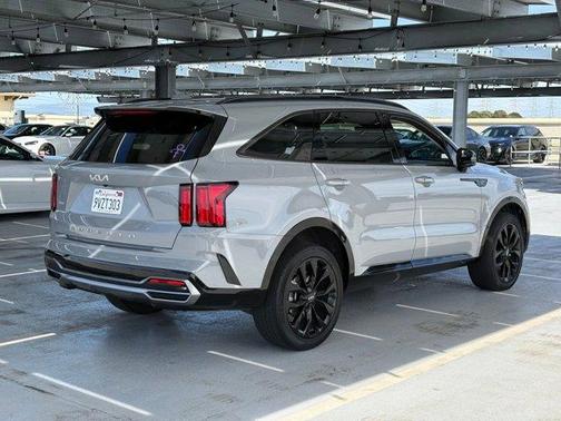 2022 Kia Sorento SX