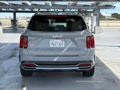 2022 Kia Sorento SX