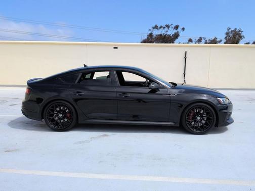 Mythos Black Metallic 2019 Audi RS 5 2.9T
