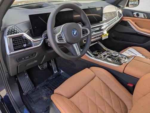 Tanzanite Blue II Metallic 2026 BMW X5 PHEV xDrive50e