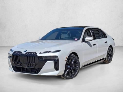 Mineral White Metallic 2026 BMW i7 XDrive60