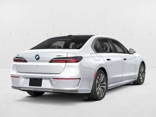 Mineral White Metallic 2026 BMW i7 XDrive60