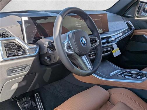 Black Sapphire Metallic 2026 BMW X5 PHEV xDrive50e
