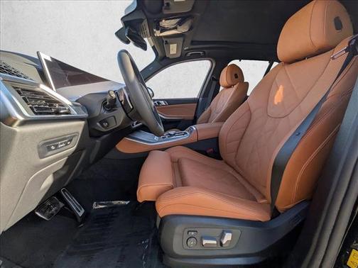 Black Sapphire Metallic 2026 BMW X5 PHEV xDrive50e