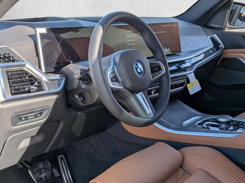 Black Sapphire Metallic 2026 BMW X5 PHEV xDrive50e