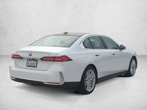 2024 BMW 530 i xDrive