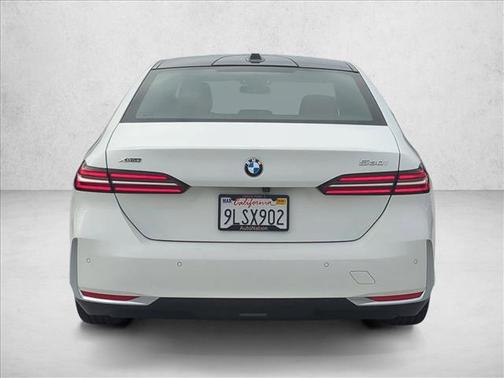 2024 BMW 530 i xDrive