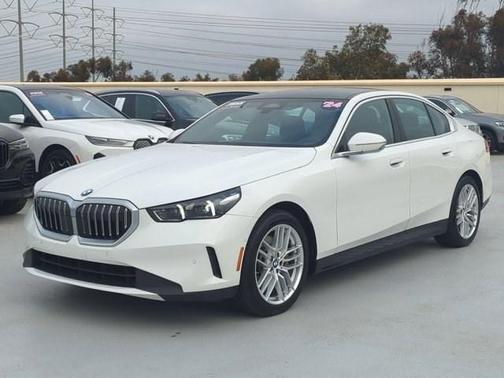 2024 BMW 530 i xDrive
