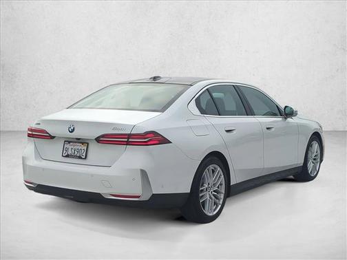 2024 BMW 530 i xDrive