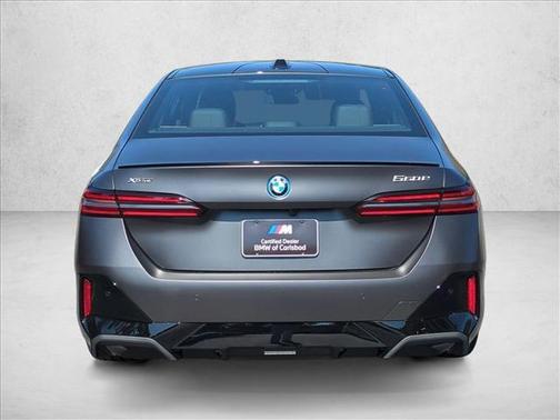 2026 BMW 550e xDrive