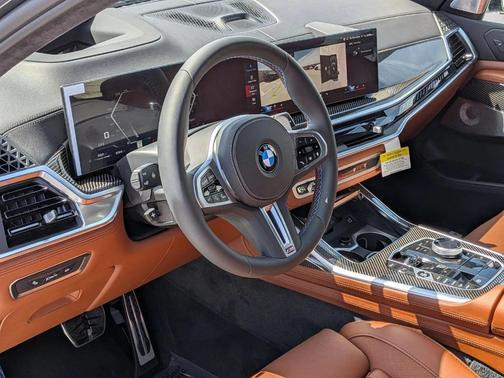 Gray Metallic 2026 BMW X7 M60i