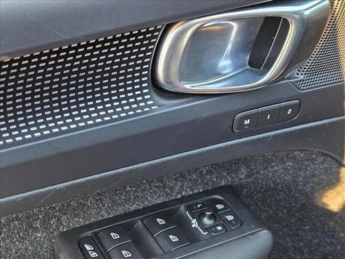 2020 Volvo XC40 T4 R-Design