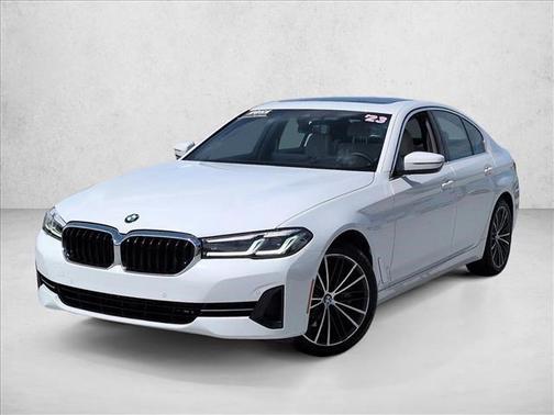 Alpine White 2023 BMW 540 i