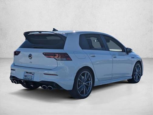 2024 Volkswagen Golf R 2.0T