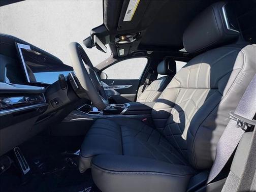 2026 BMW i7 M70