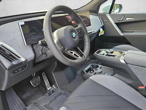 2026 BMW iX xDrive60