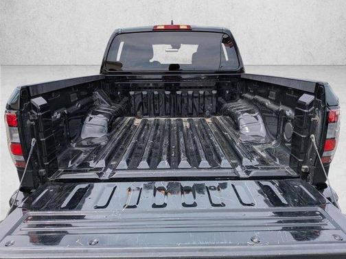 Black 2024 Nissan Frontier SV