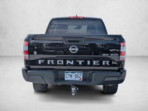 Black 2024 Nissan Frontier SV