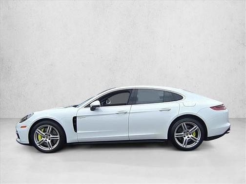 2019 Porsche Panamera 4