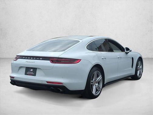 2019 Porsche Panamera 4