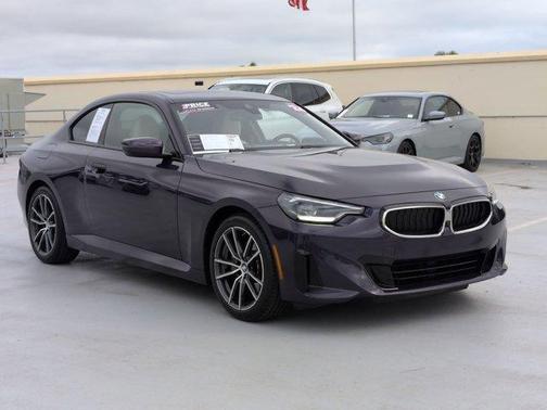 2024 BMW 230 i