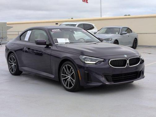 Metallic 2024 BMW 230 i